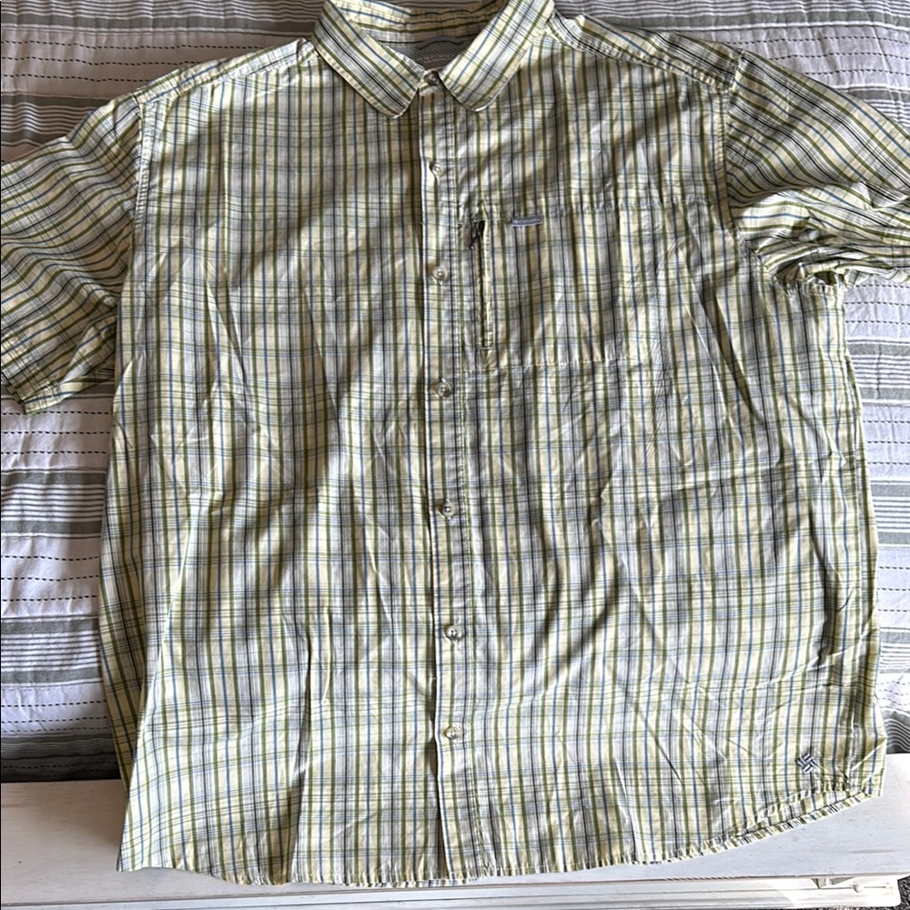 Columbia Omni-Shade plaid shirt